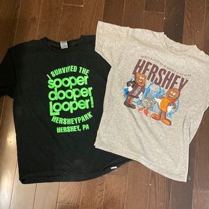 Kids Hershey park short sleeve shirts size L / M